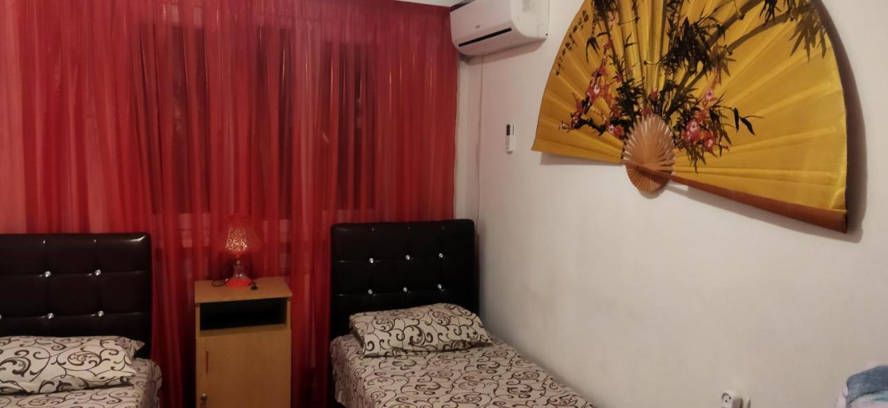 Asine Yerevan Quarto foto